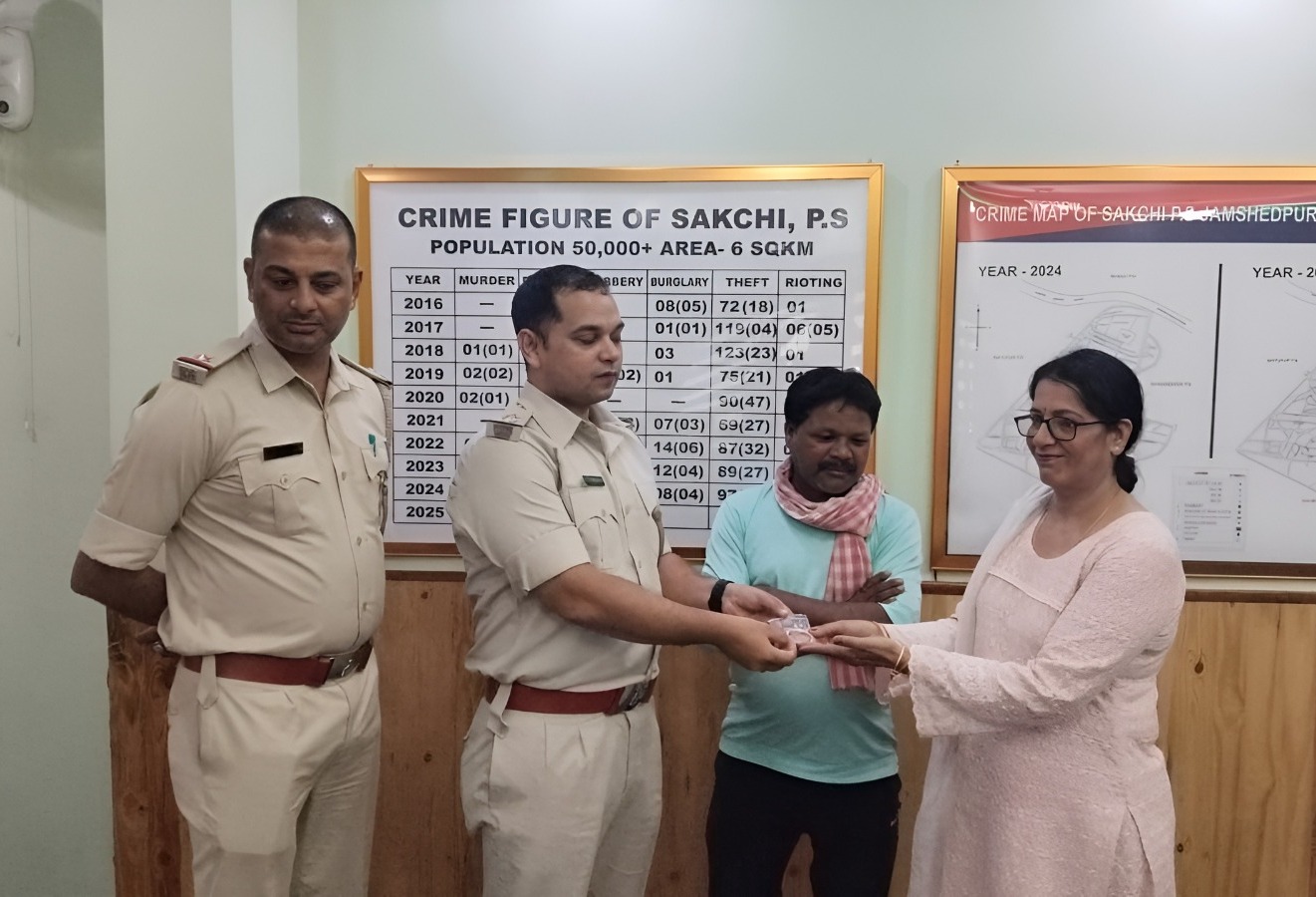 सोने का आभूषण लौटाने वाले सब्जी विक्रेता अहमद